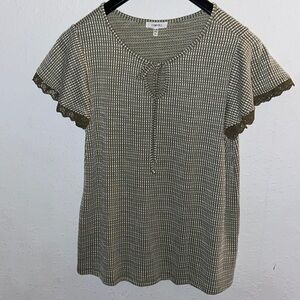 Women’s size large Como BLU shirt  green, and white T27